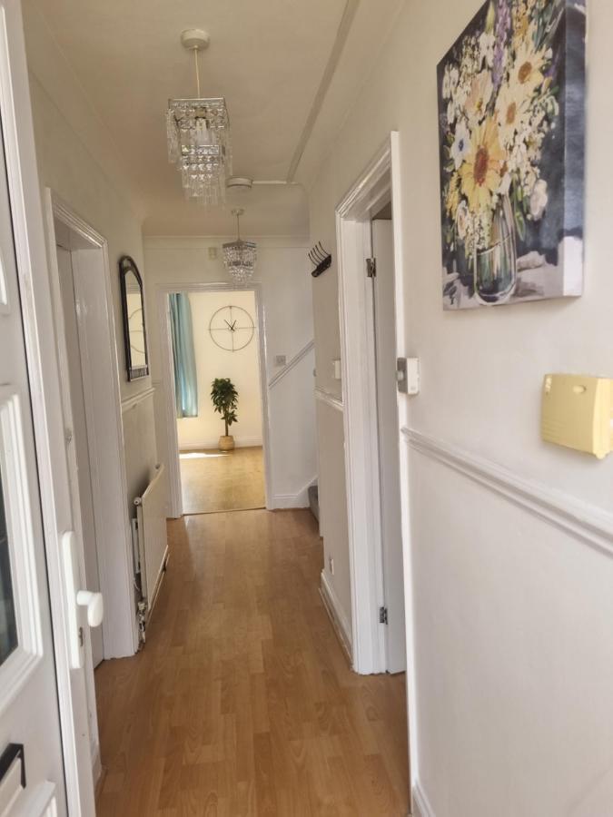 Canterbury Getaway With Ensuite Eksteriør billede