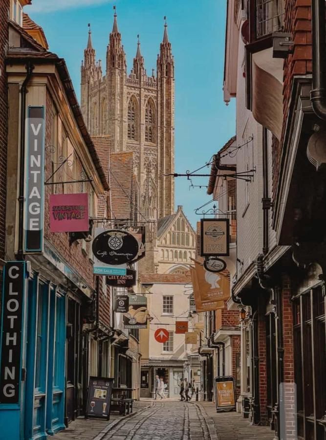 Canterbury Getaway With Ensuite Eksteriør billede